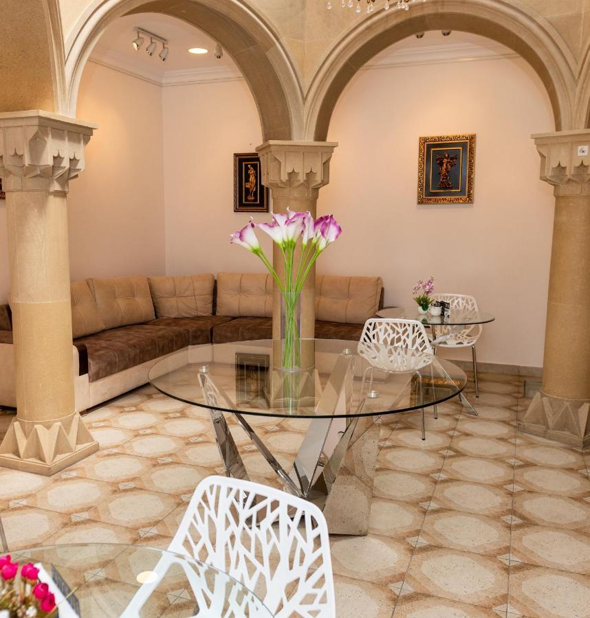Utopia Hotel Баку Экстерьер фото