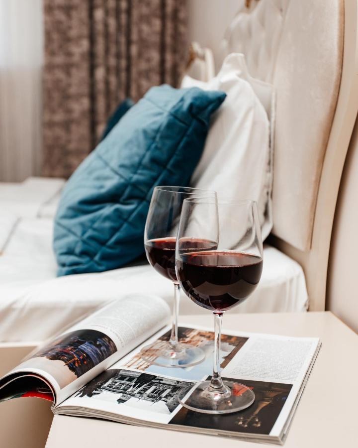 Utopia Hotel Баку Экстерьер фото